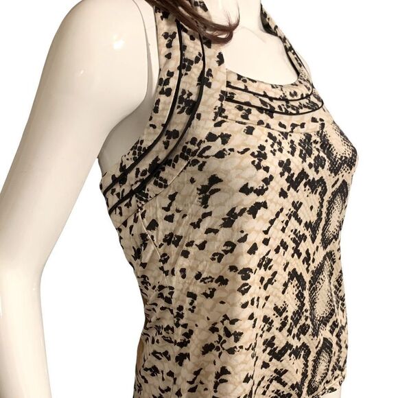 White House Black Market Silk Animal Print Top built-in Bra Size Small - Picture 3 of 8